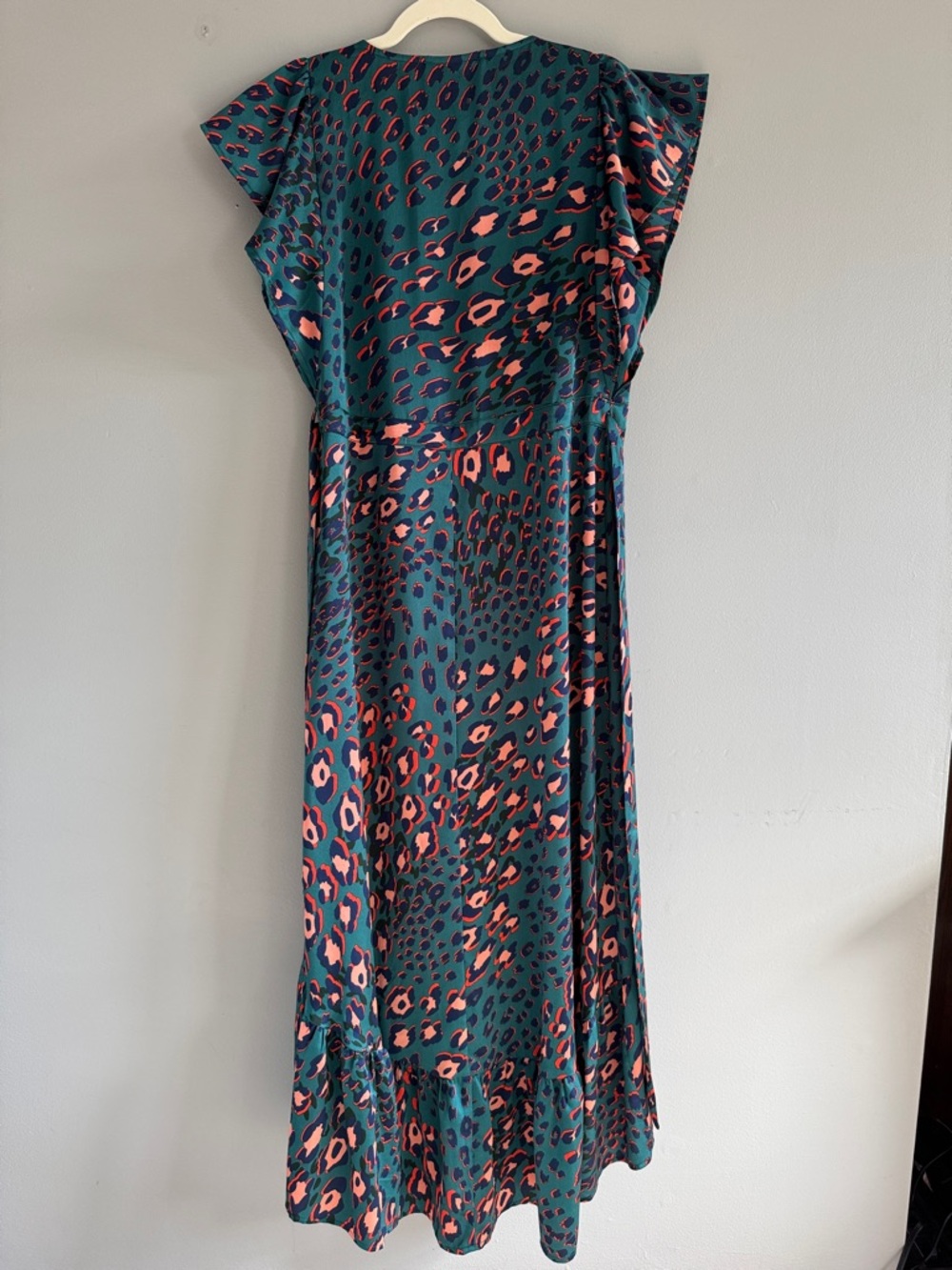Lovestitch silky wrap dress - Picture 7 of 11